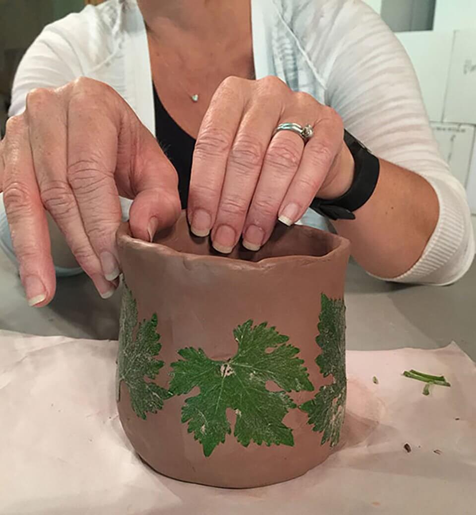 ArterraClasses-WomanSculptingArt_w960px Arterra Wines Art Classes Woman Sculpting